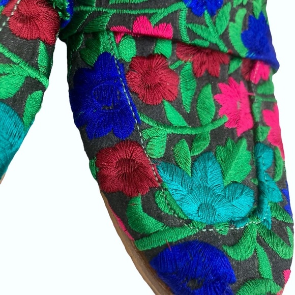 FREE PEOPLE At Ease Embroidered Brocade Slip On Flat Loafer Mules - Picture 8 of 15